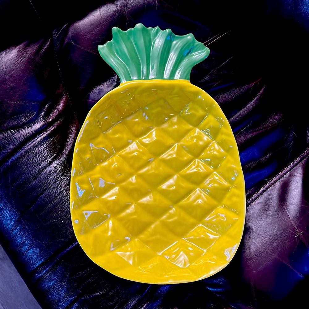 Pineapple tray